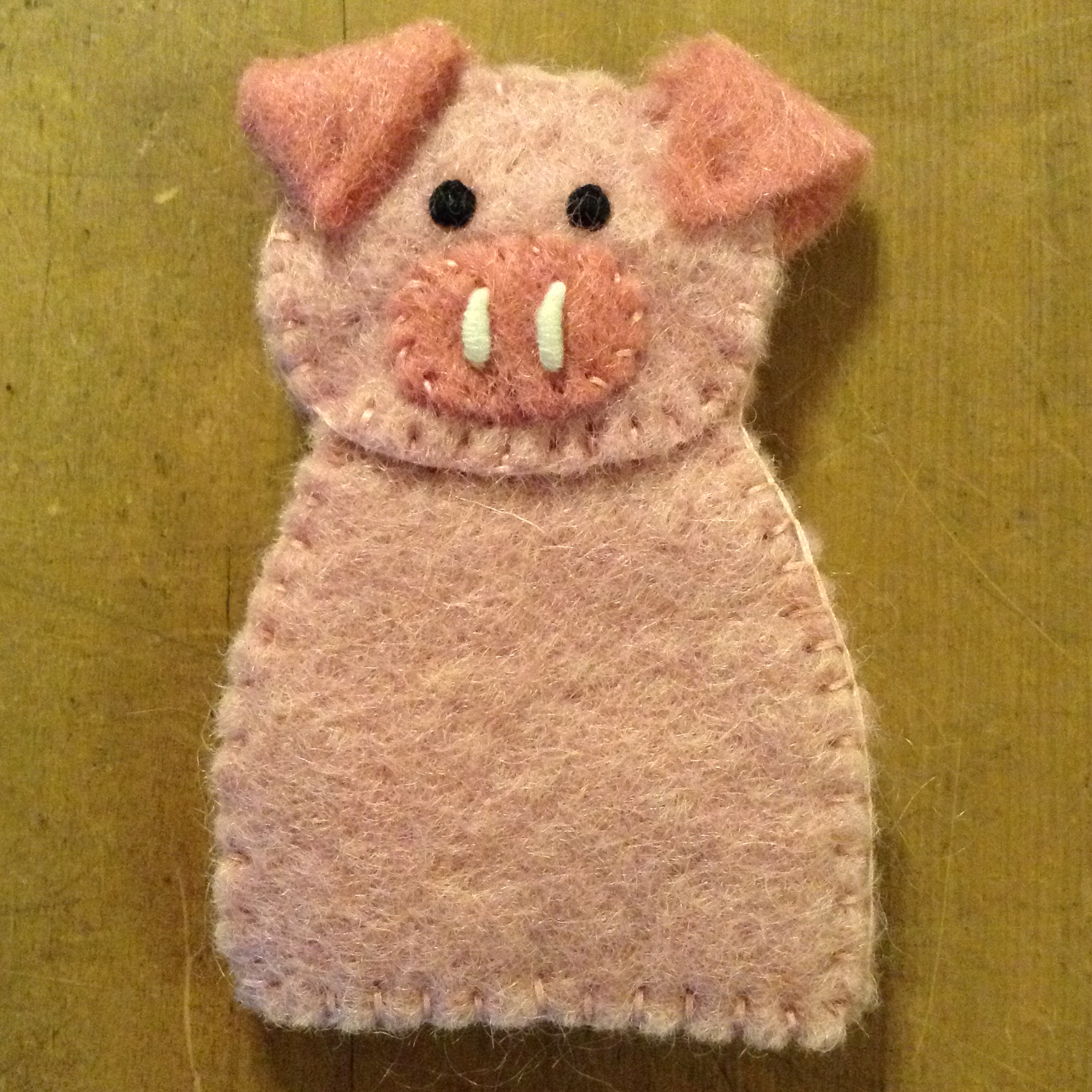 Felt Finger Puppet - Pig - 100% wool felt