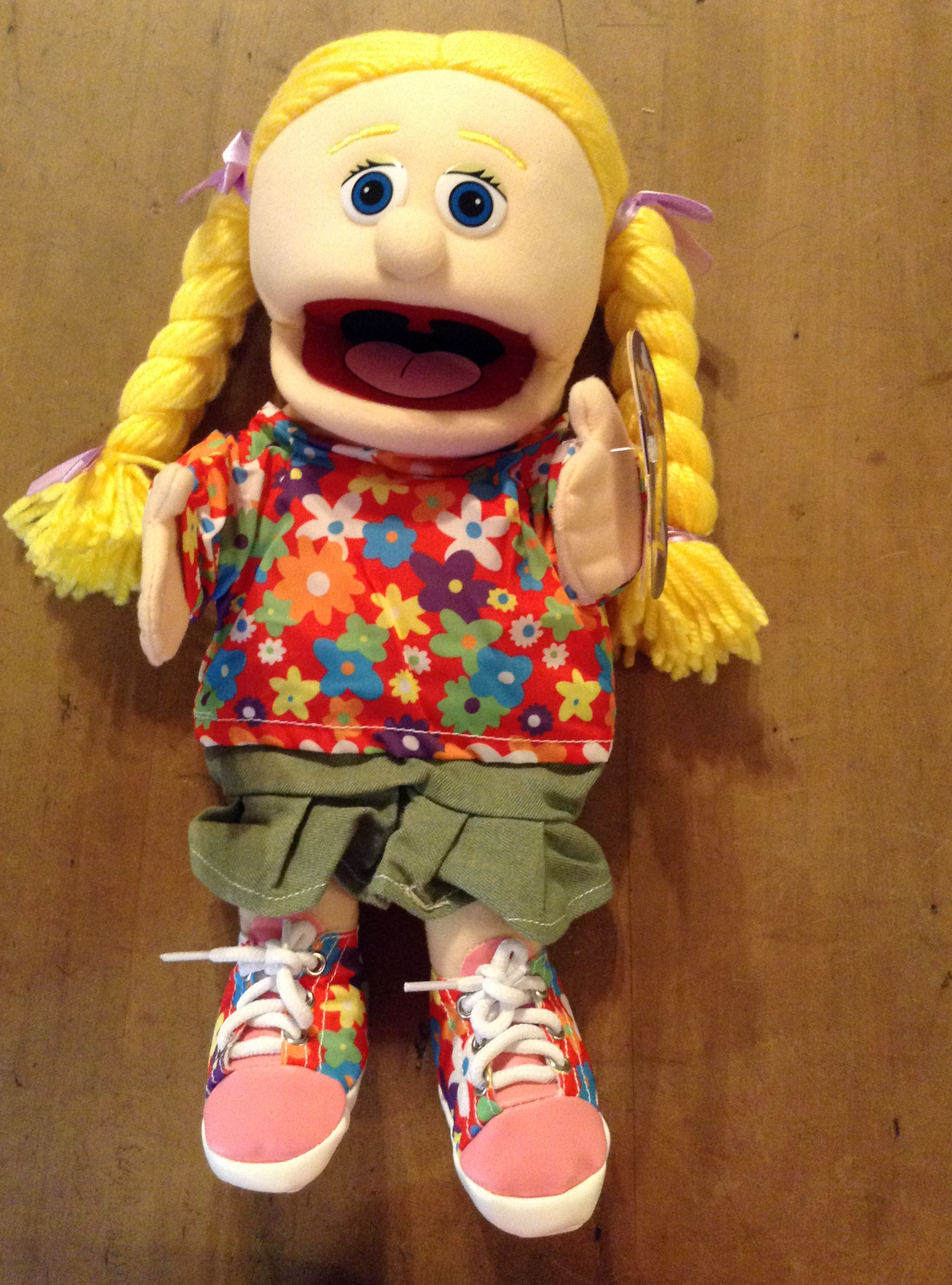 Hand Puppet - Cindy