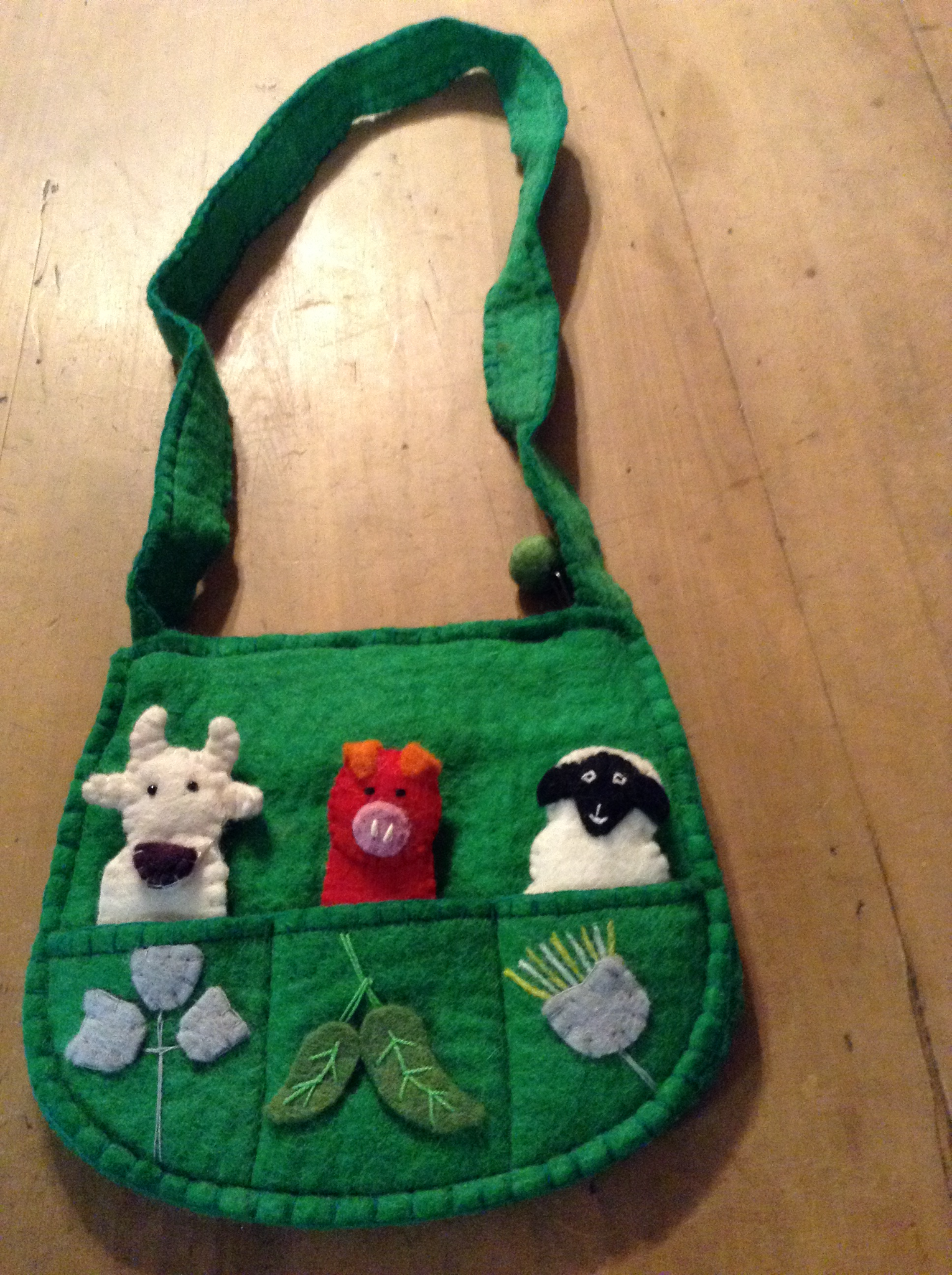 Felt Finger Puppet Bag - green