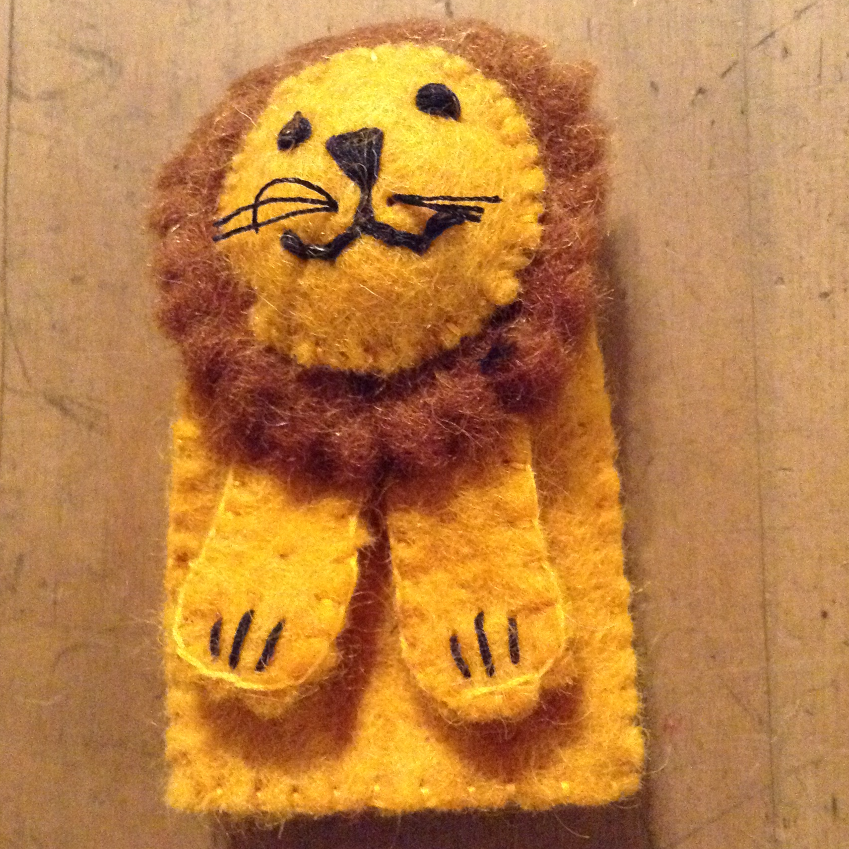 Felt Finger Puppet - Lion - 100% wool felt